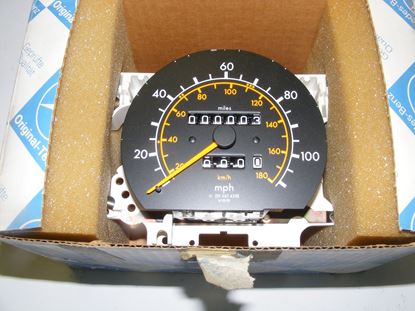 Picture of speedometer, 190D 2.2, 2015425006